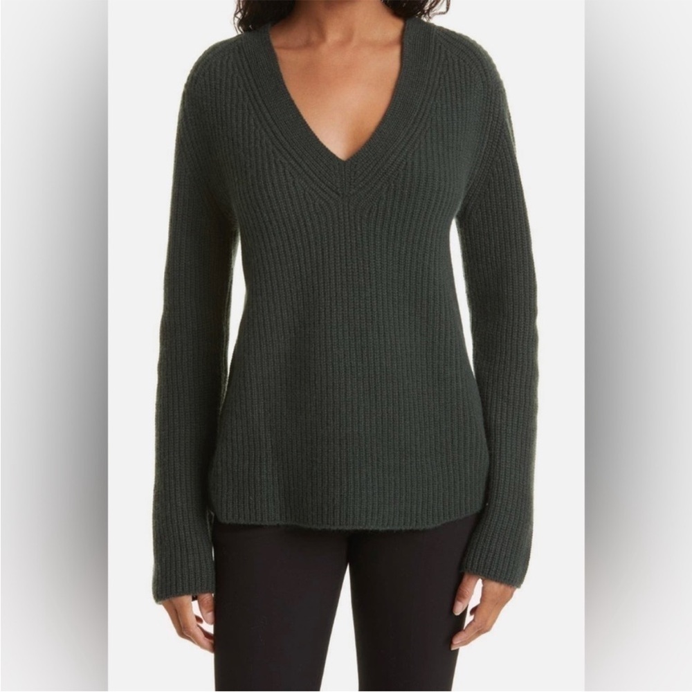 Vince shaker Women's Dark Green ribbed wool/cashmere V-Neck Sweater